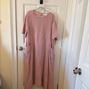 Relaxed free people inspired Pink Cotton Midi Dress with Pockets